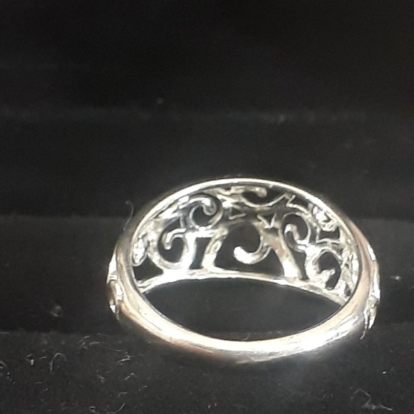 NEW Scroll Filigree Ring 3mm Wide Band Openwork Tapered Ring Size 7 2g - Picture 4 of 9